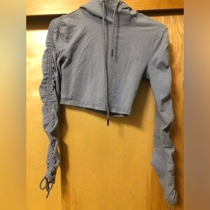 Size Large forever 21 ruched blue crop hoodie
